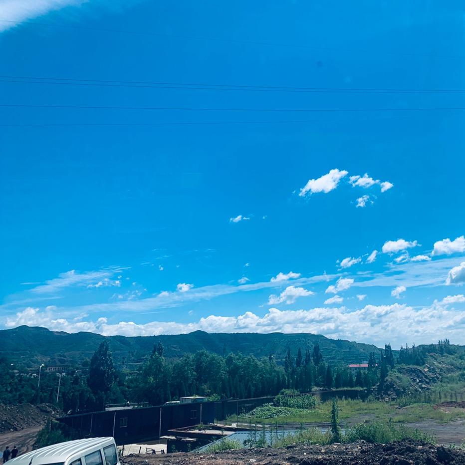 阳泉铲车王东东