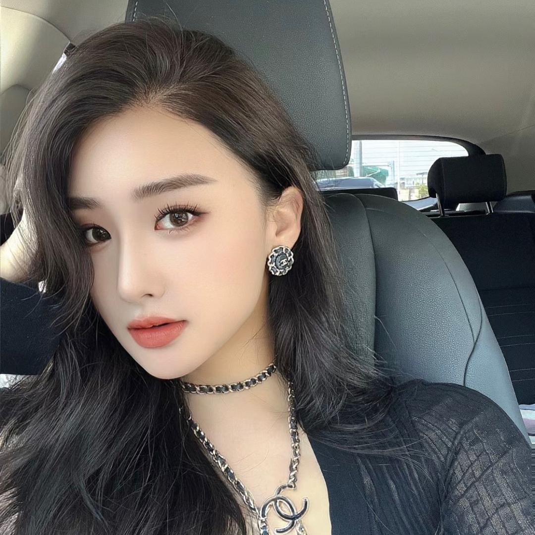 丫丫吖