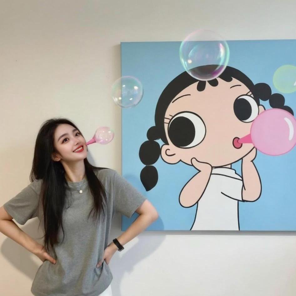 舔奶盖的小仙女🧚♀️