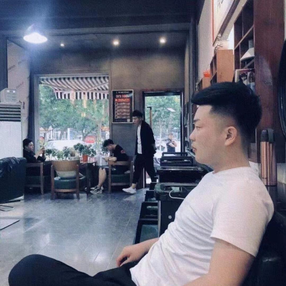 🫵🏼一名美发师 💇🏻