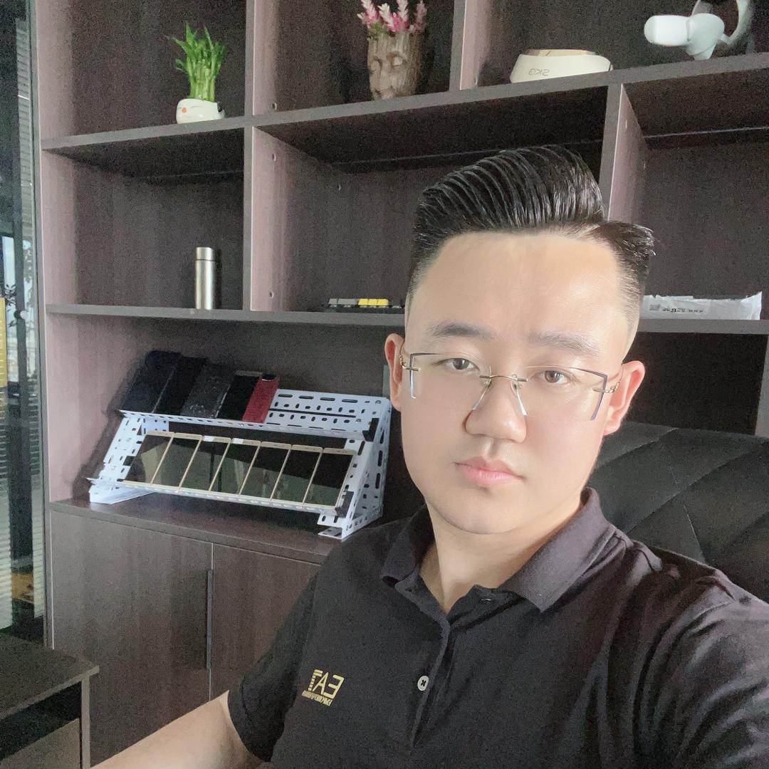 洛克银发生意经