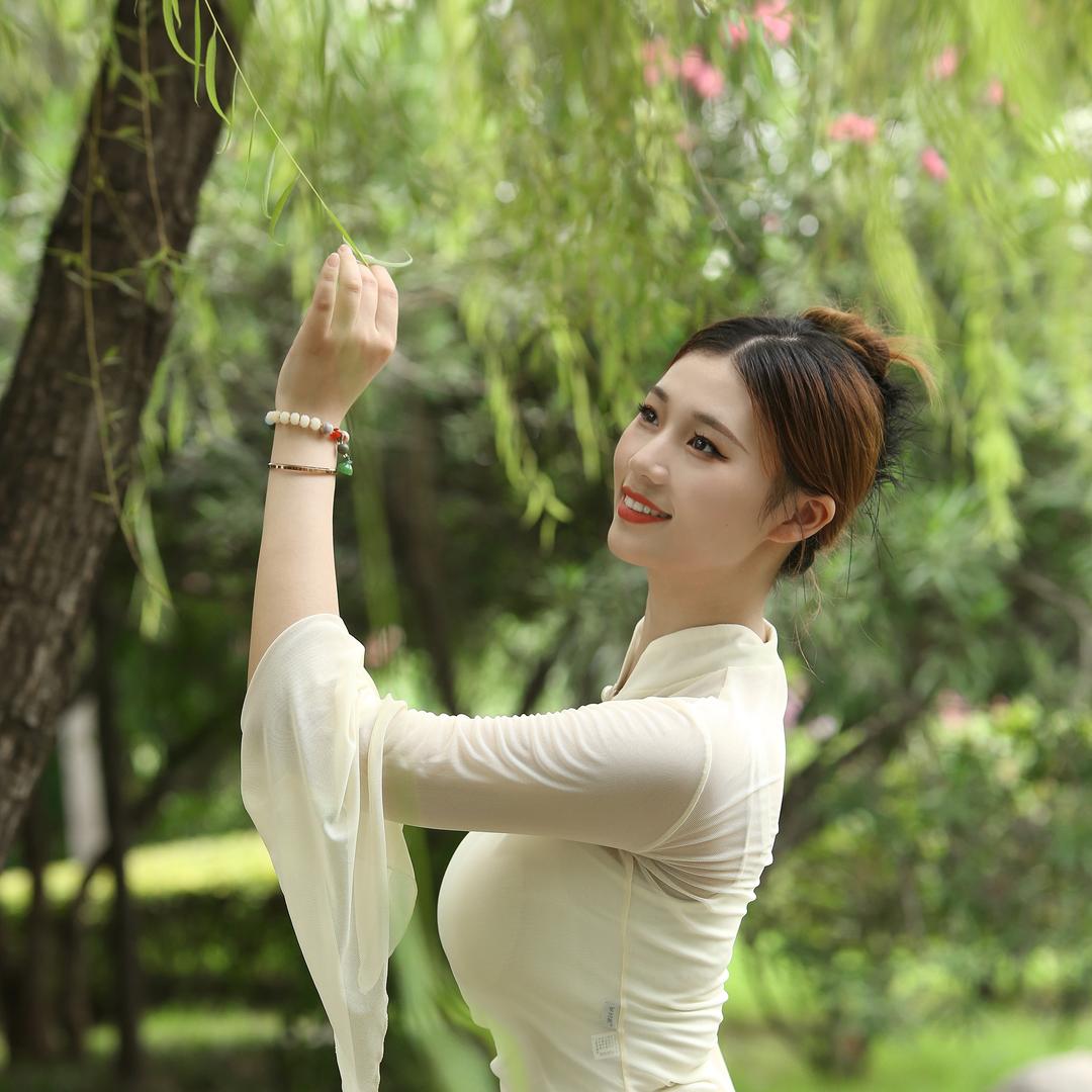 华华形体国风舞