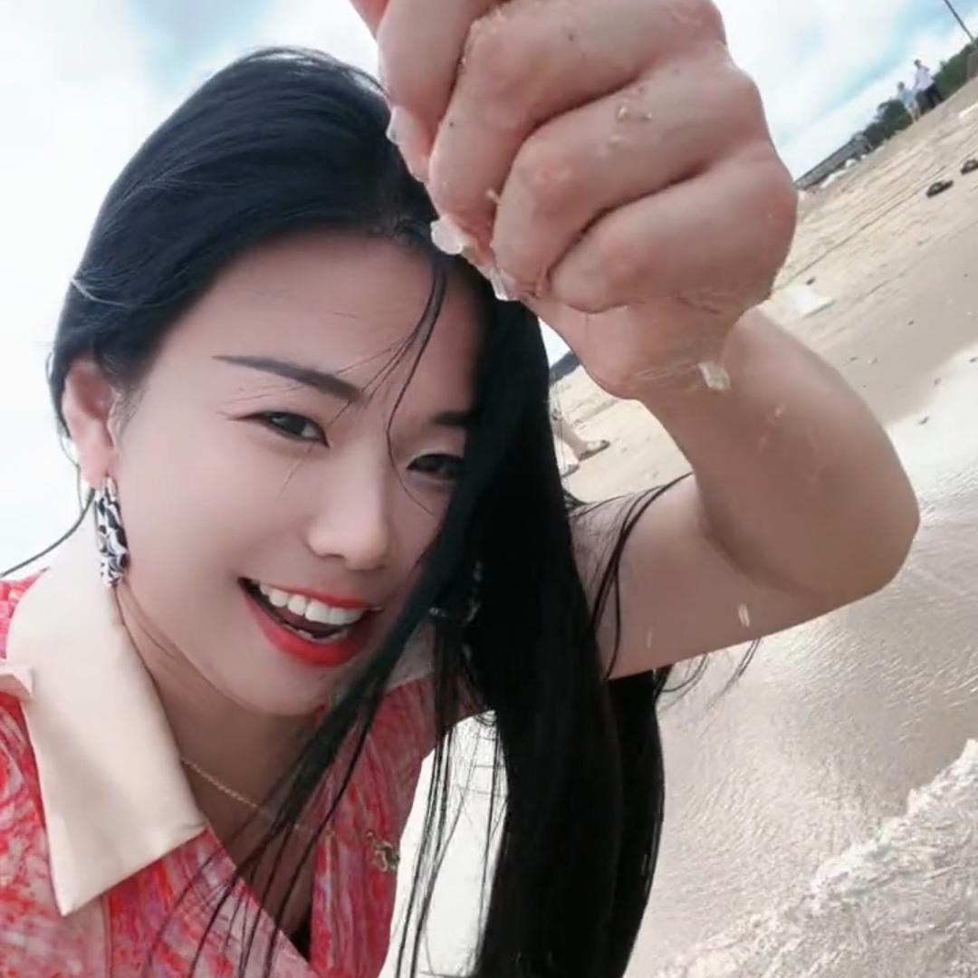 《四妹》