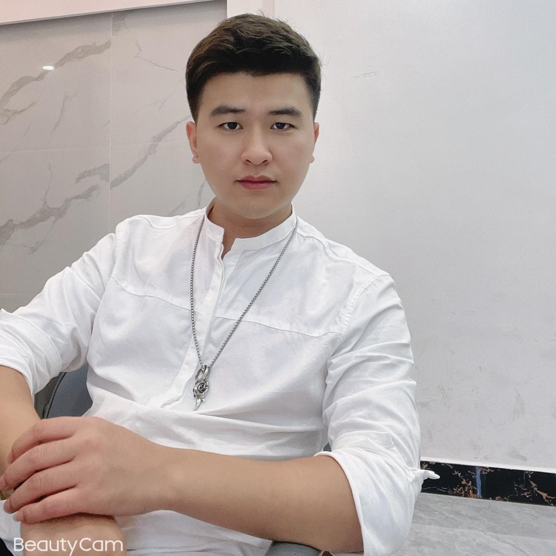 Mr Jiang