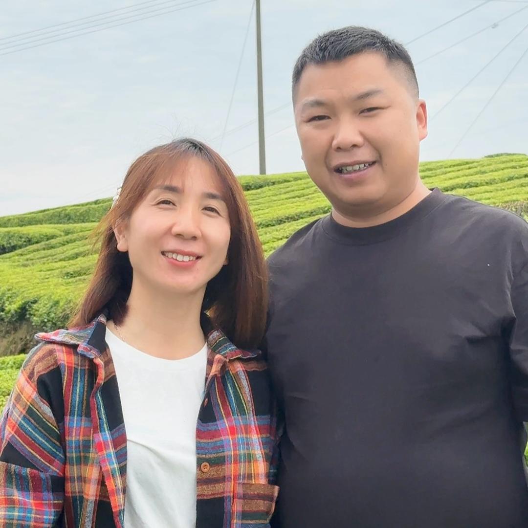 明大姐和姐夫