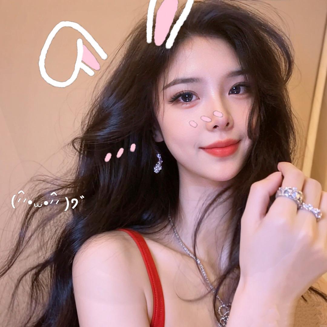 ＠