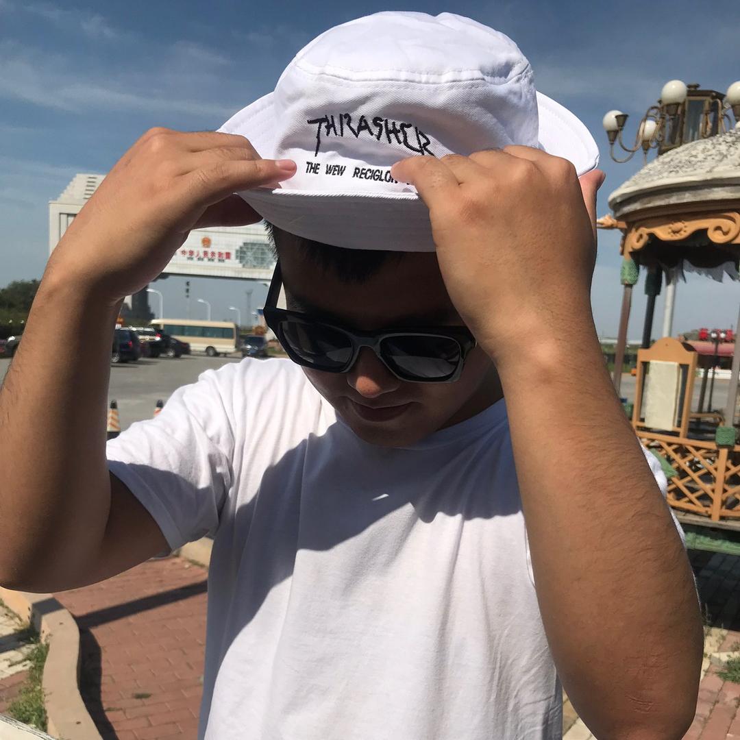 一个橙子