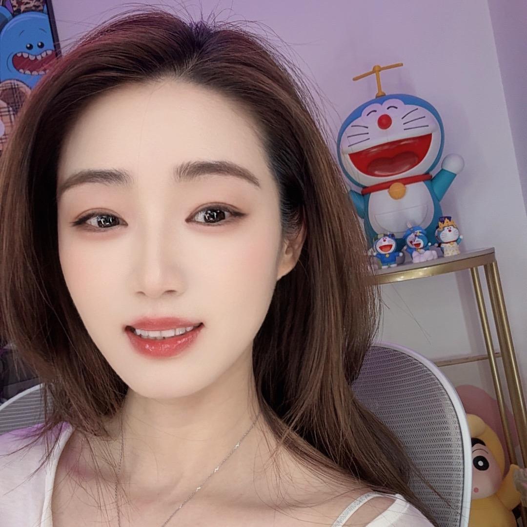 魏檬檬