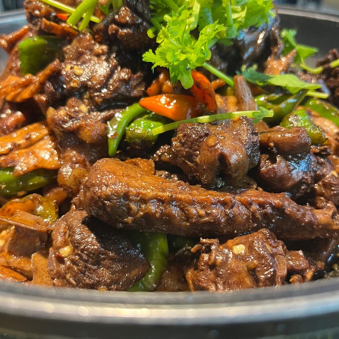邓师傅鹅鱼馆