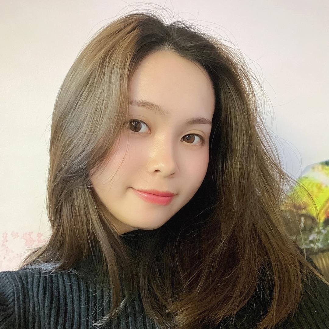 轻奢世家小伶俐