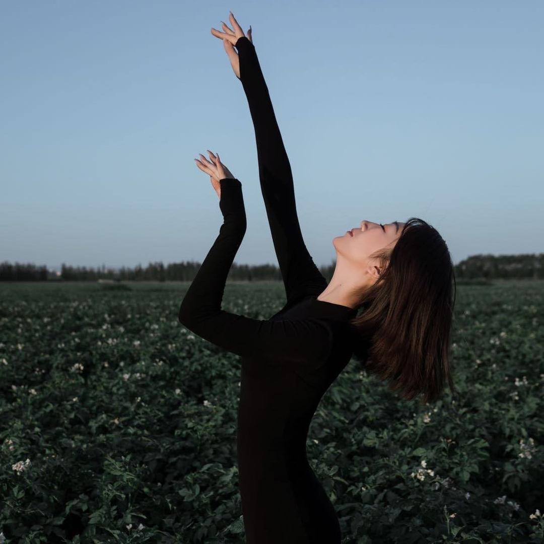 清Fly室内蹦极总教练.