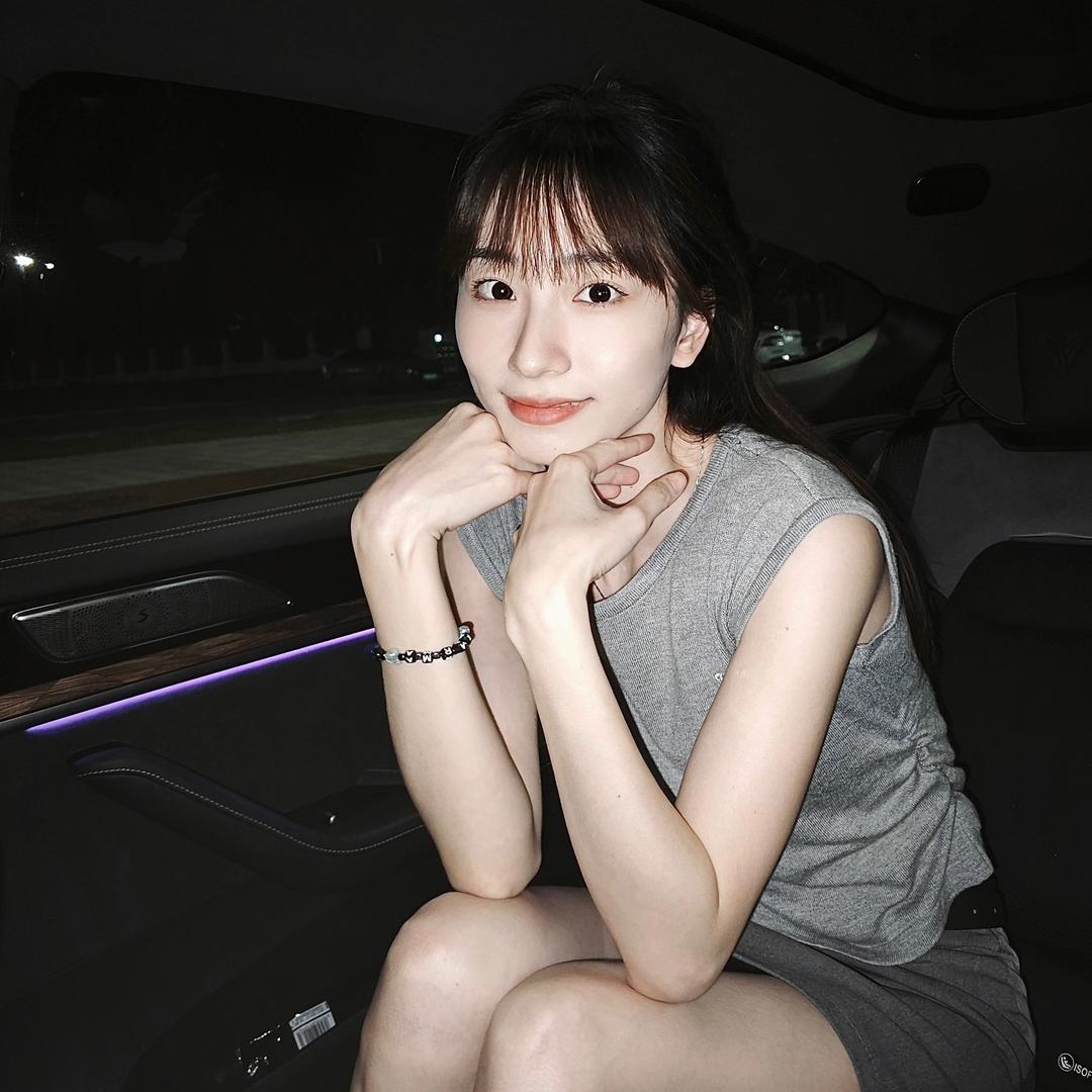 菠萝不要蜜