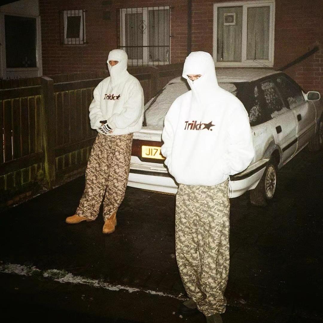 R77