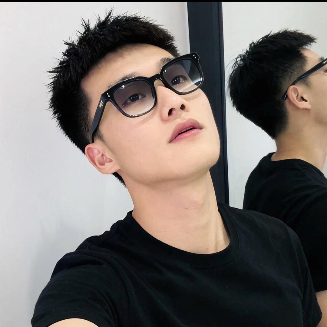 @天宇