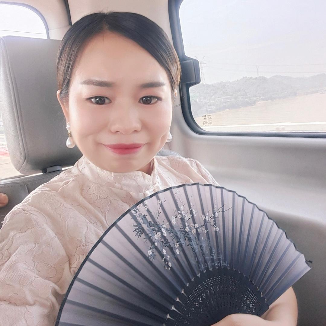 暖暖的拥抱🌻🌻🌻