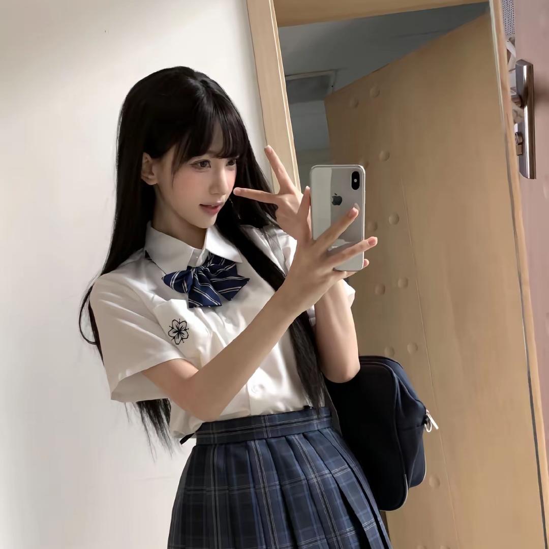 玲玲在天鹅湖🌹