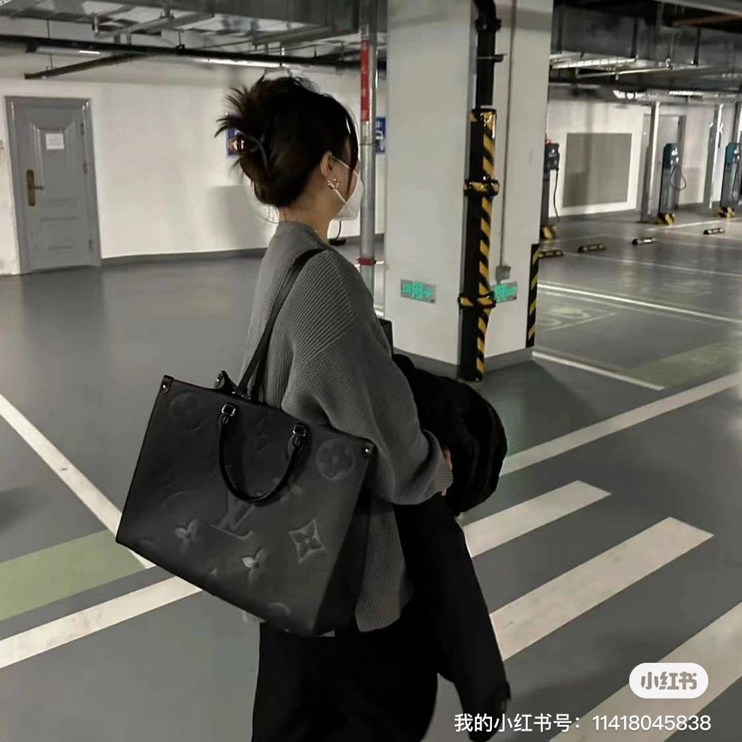 广包扛把子👸👸