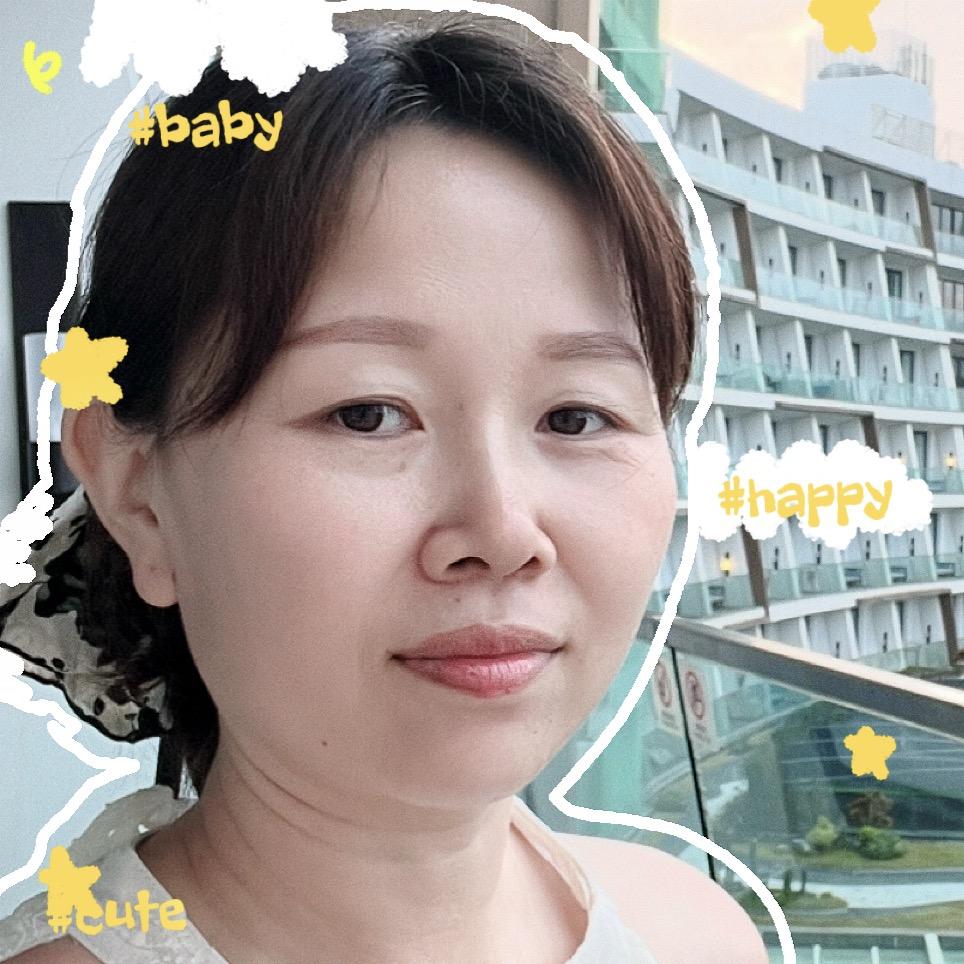 布丁妈妈在画画