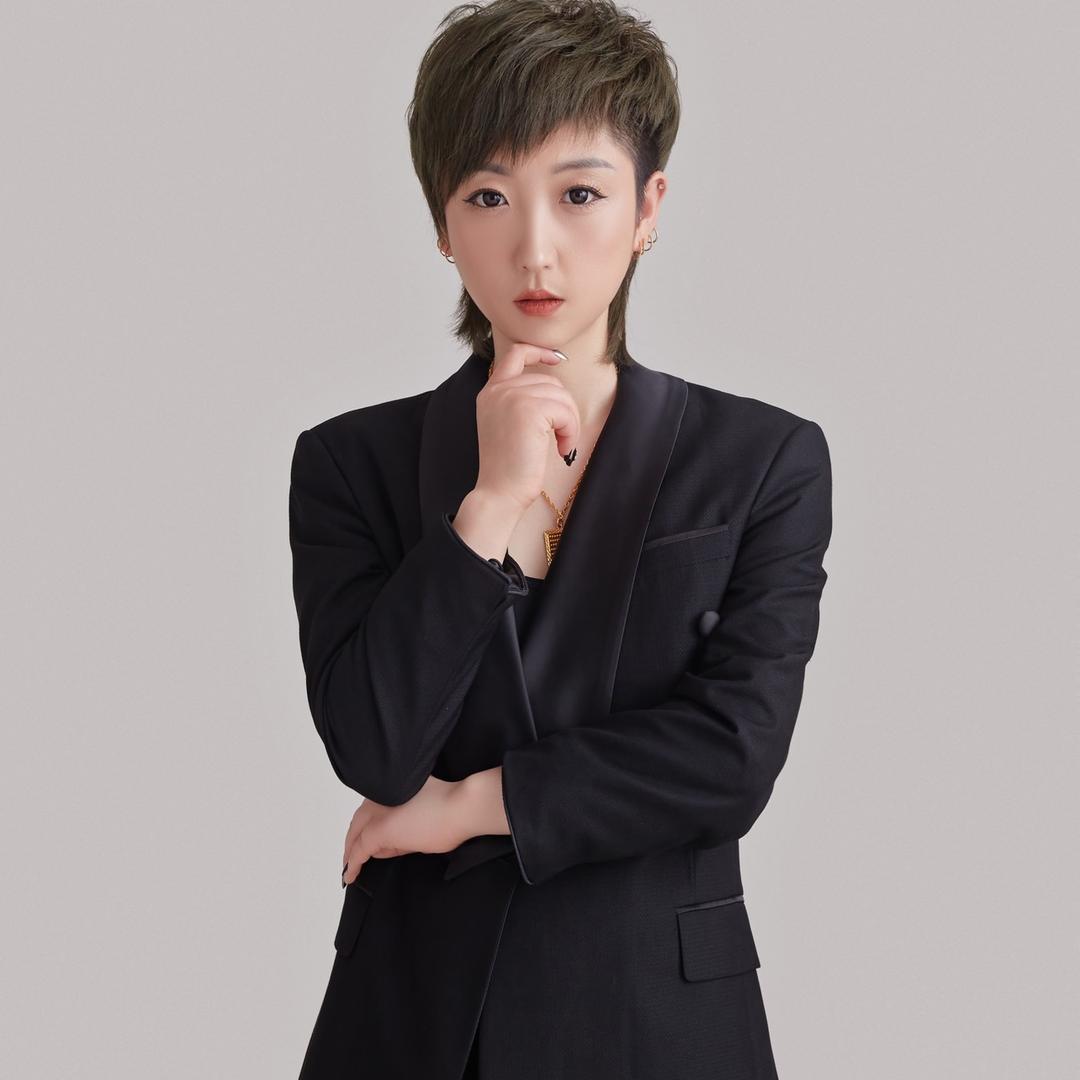 德州市女发型师