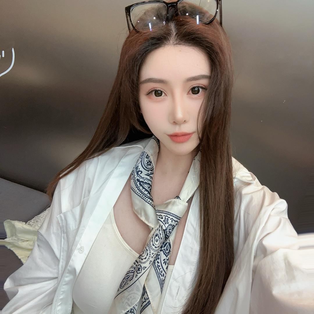 静 静