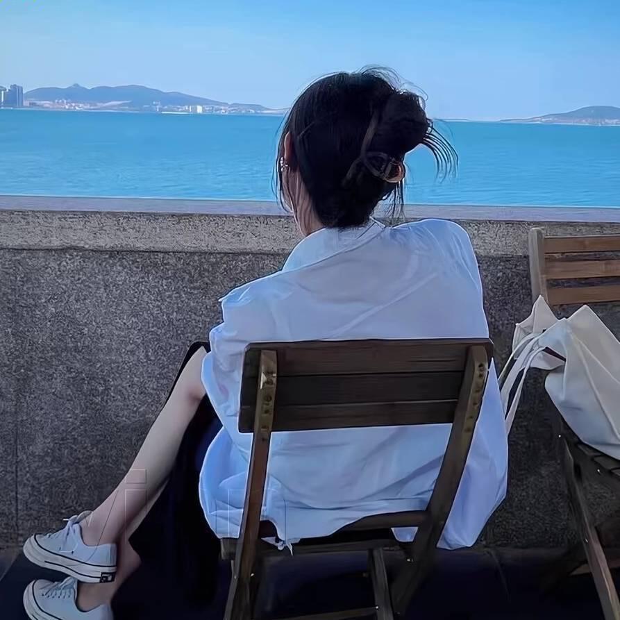 子吟.