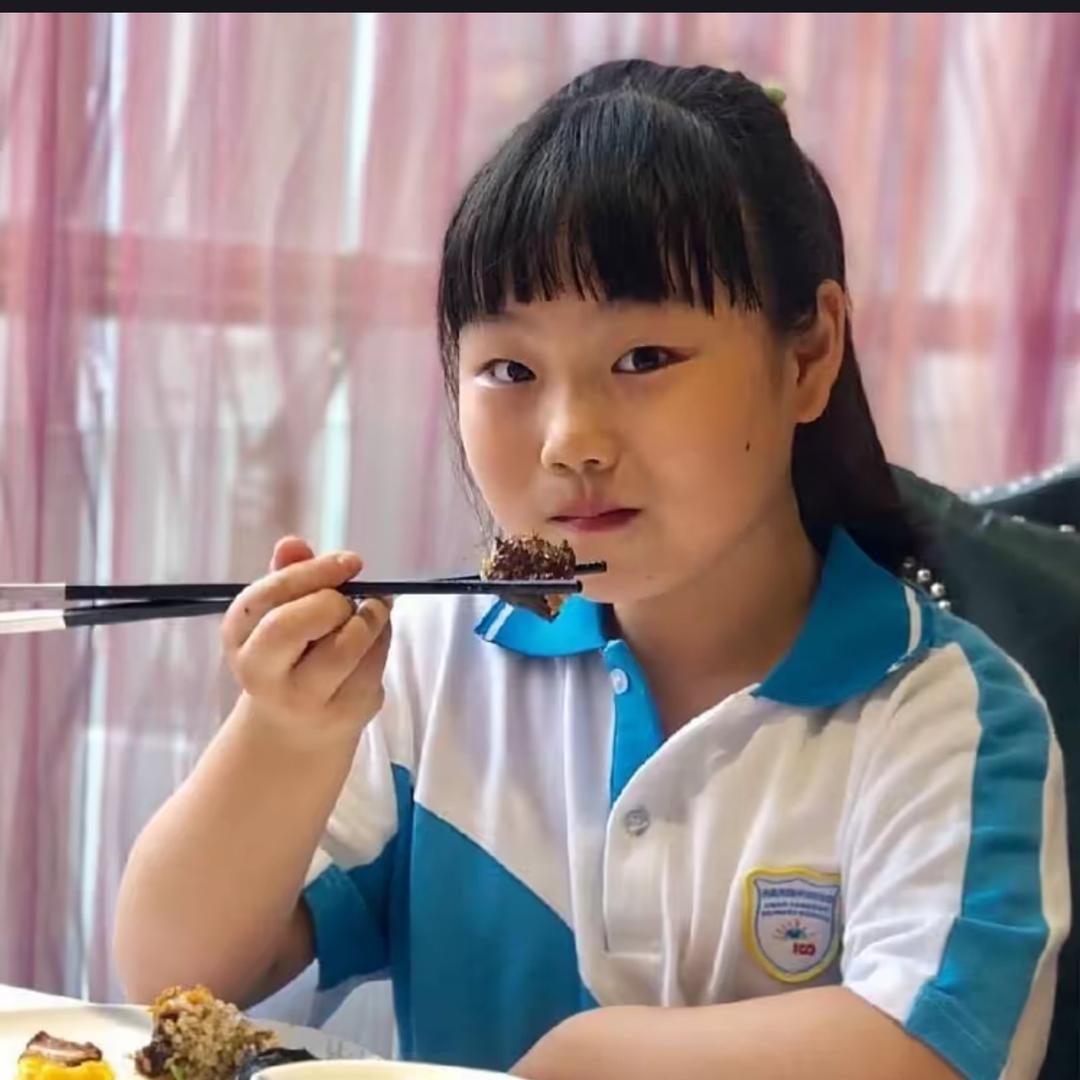 校花是明木头啦