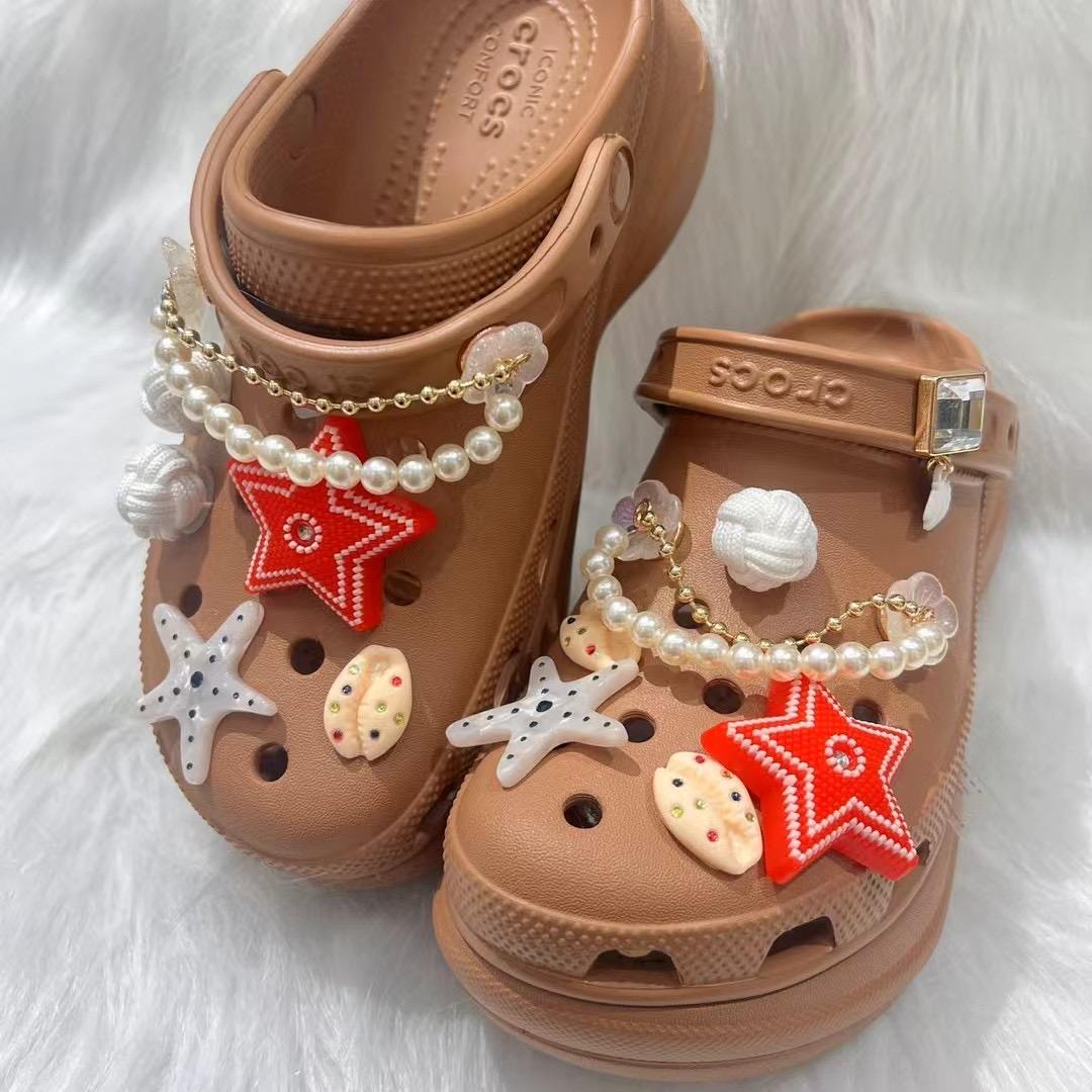 crocs洞洞鞋专柜