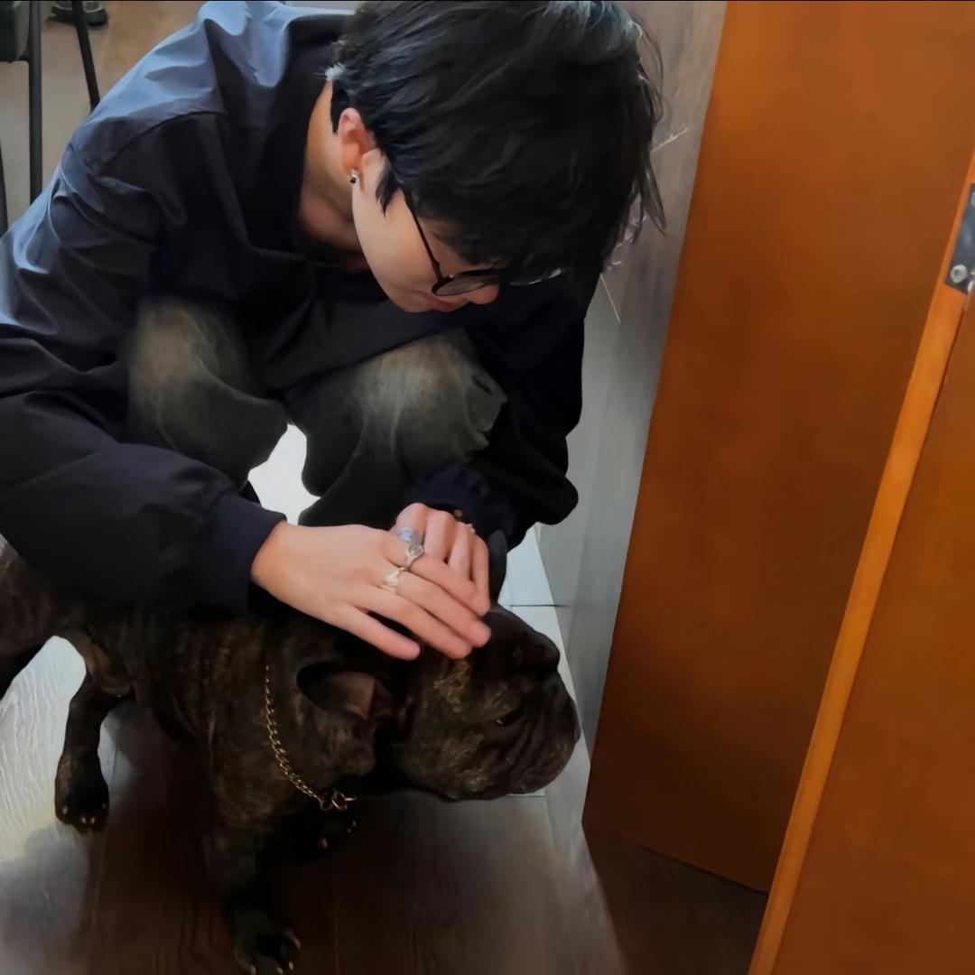 小贤^