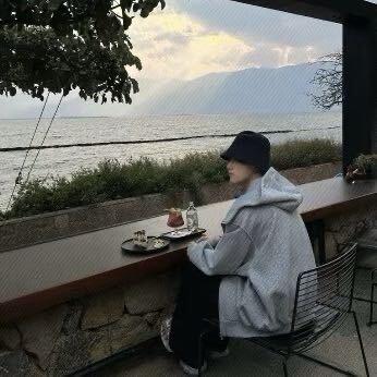 池鲤¥