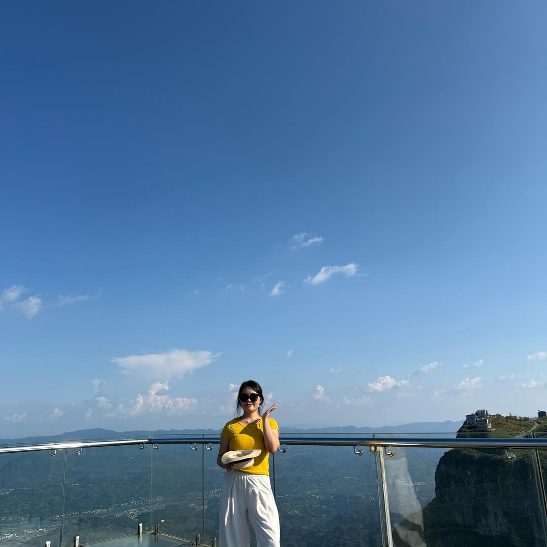 @苗湘小石头