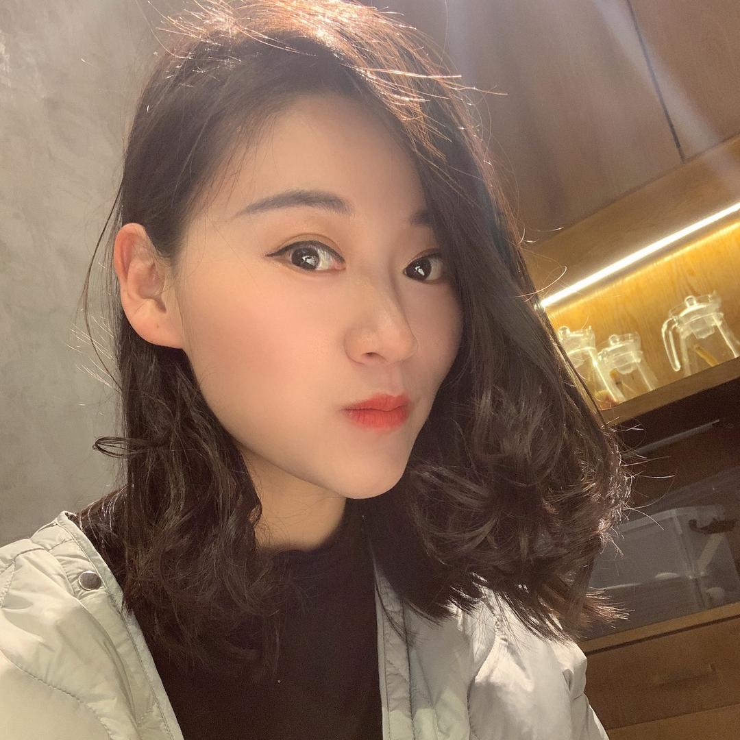 甜小晶😘