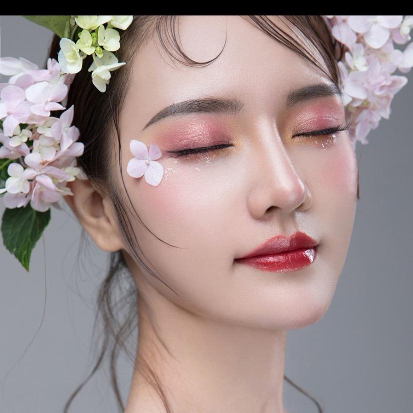红百合美妆