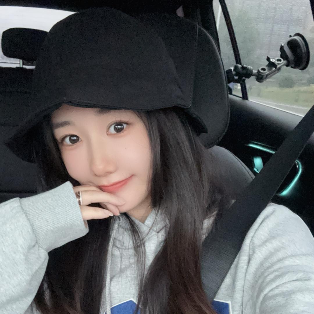 小阿蕾°    💐💍