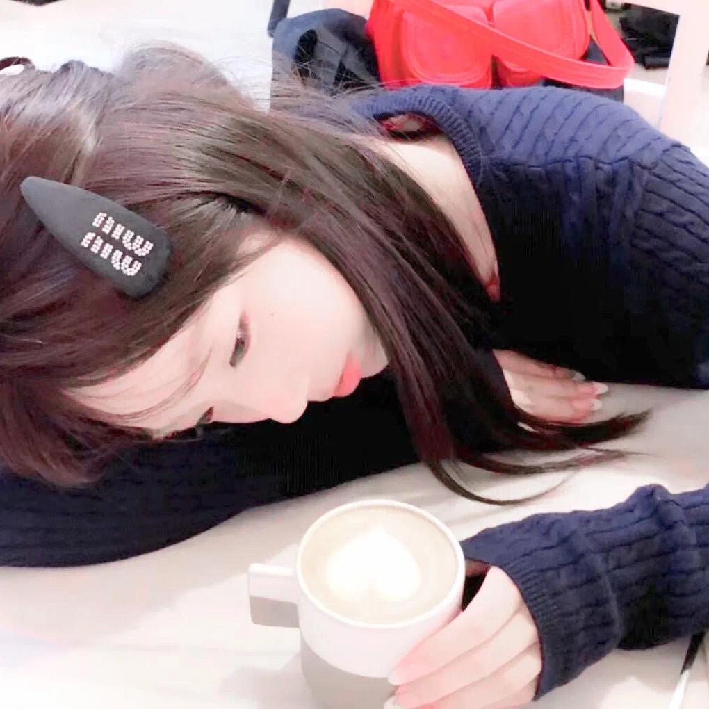 别哭了好不好