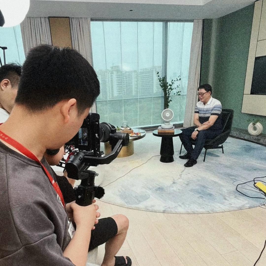 超凡的摄影日记🎬
