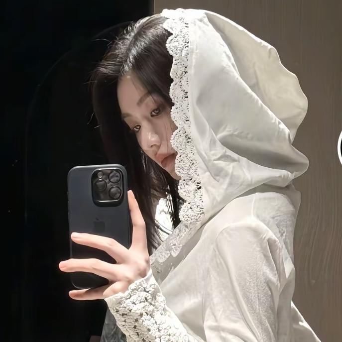 妮在忙什么