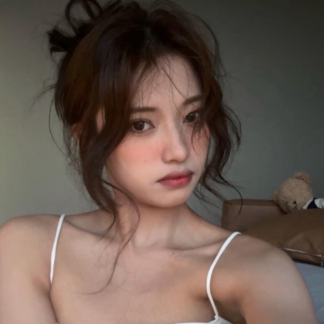 小露嘻嘻