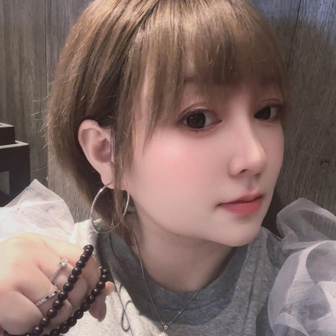 V薇一笑❤️