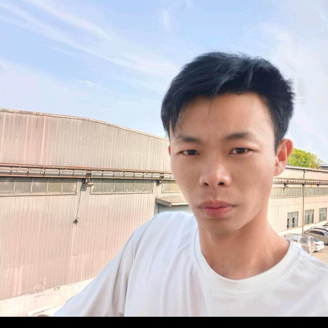 梁心