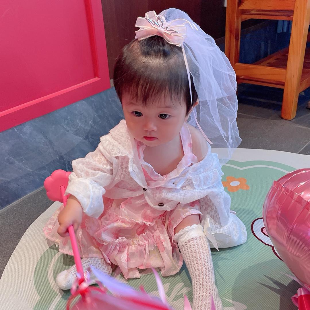 小果冻妈咪呀