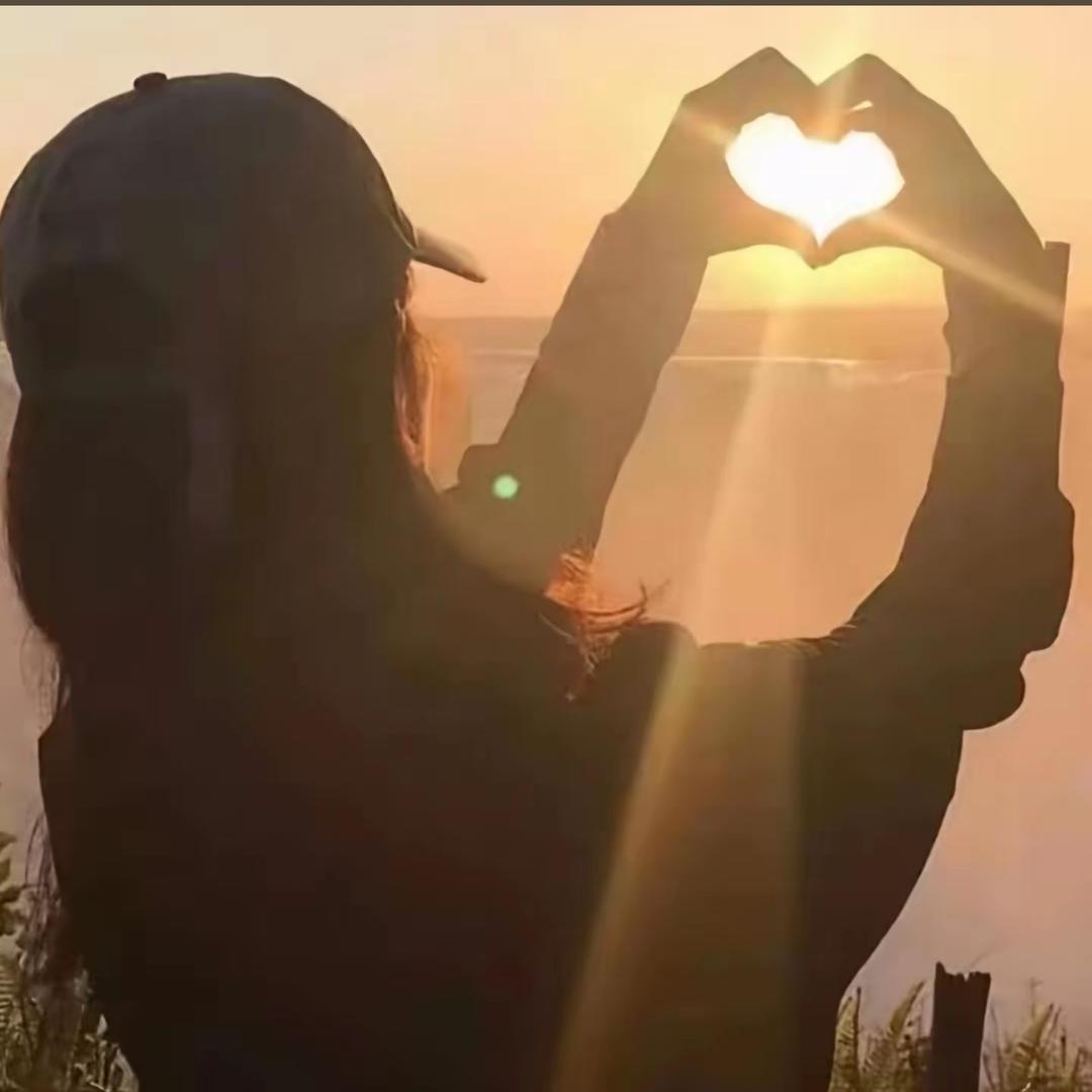 绛橘色的日落🌄