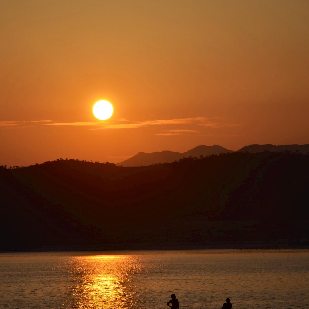 是你的小娜娜呀～