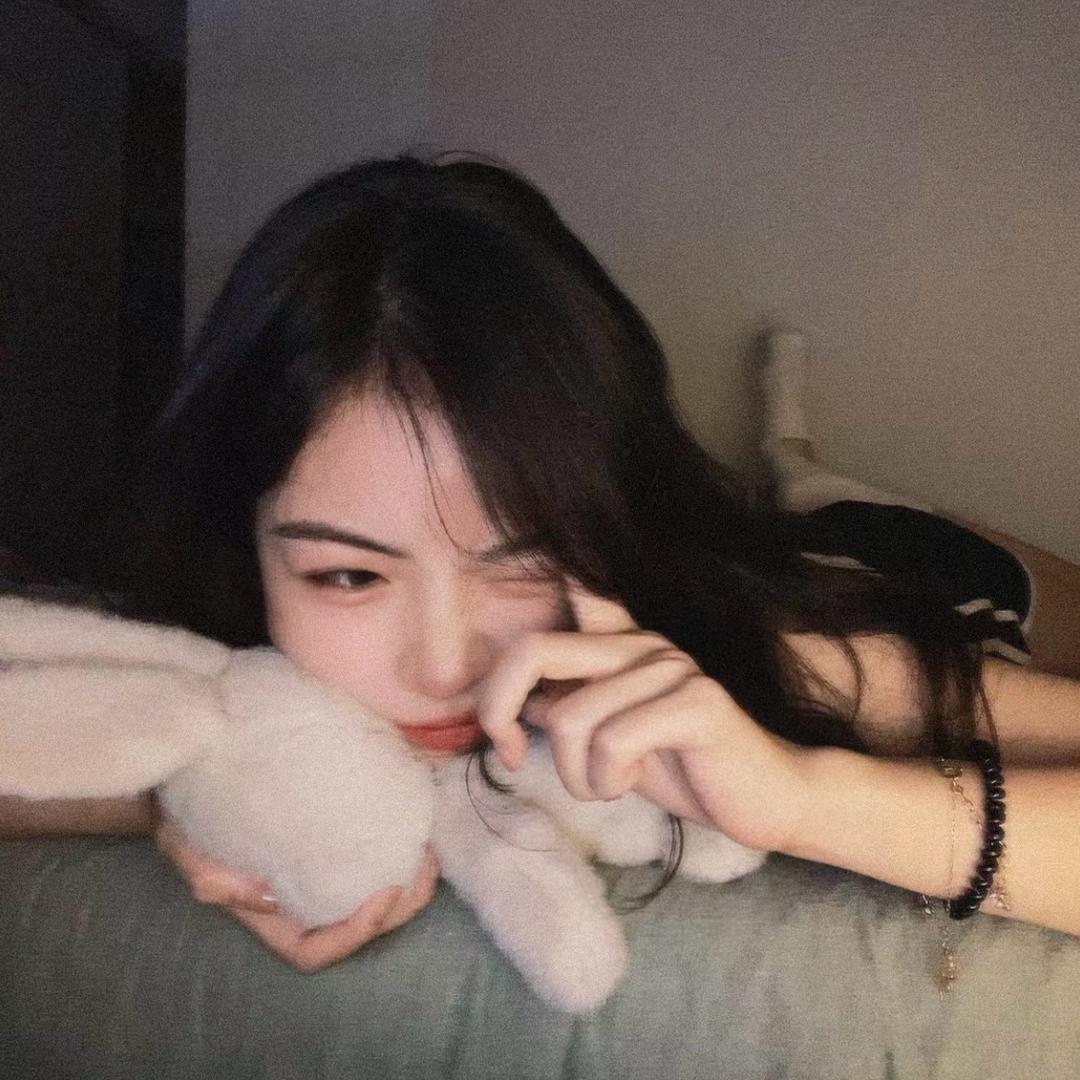 鱼鱼不睡觉🫧