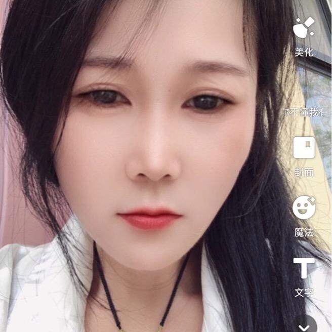 没人心疼的傻女人