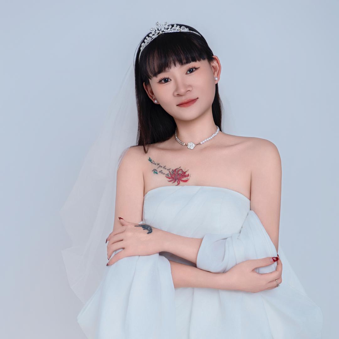 珊珊吖