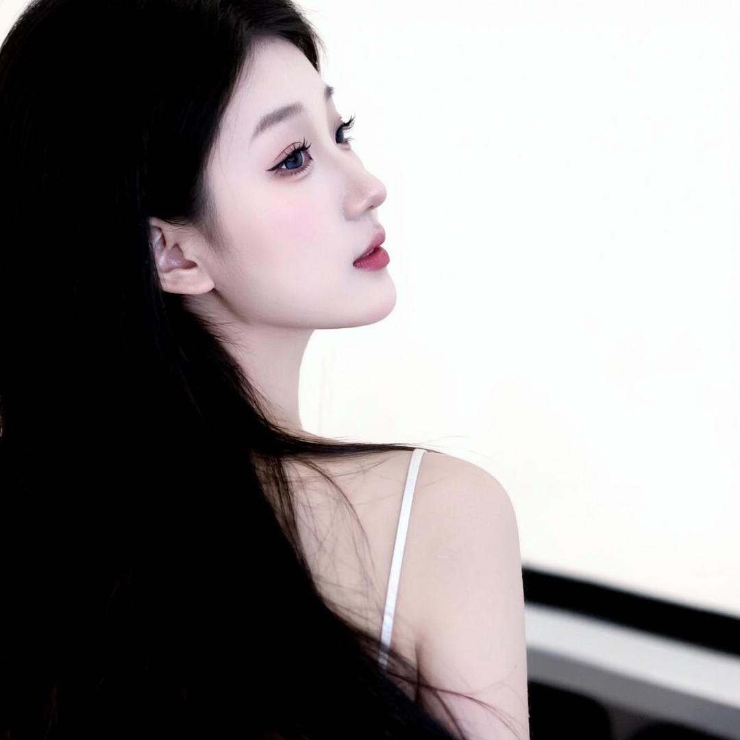 我爱吃虾.