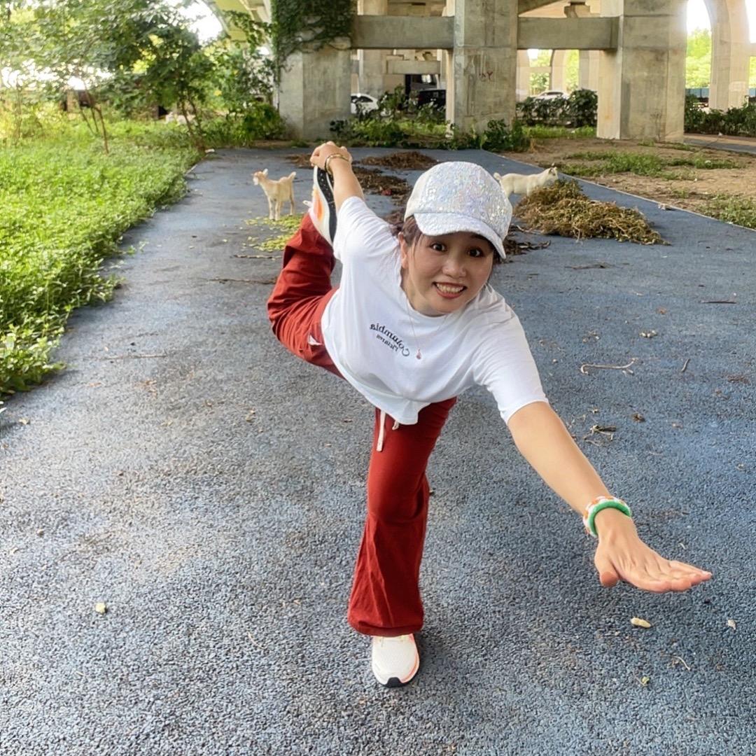 牛小红（有痒运动）