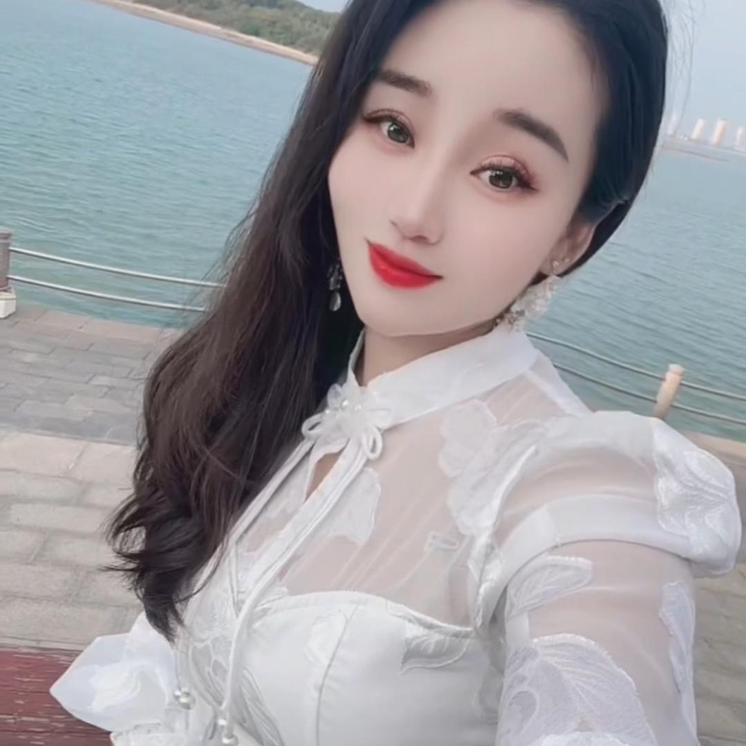 甜甜☀️（欠晨曦嘉年华一个)
