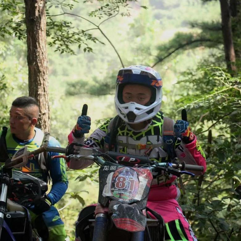 龙麻子-81号车手@抖音