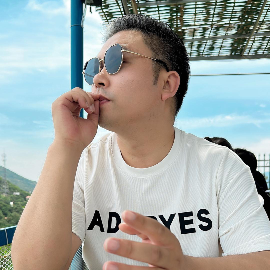 新媒融创-于一朋友圈
